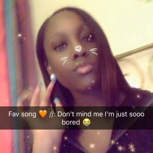 Meet your Posher, Chrissy